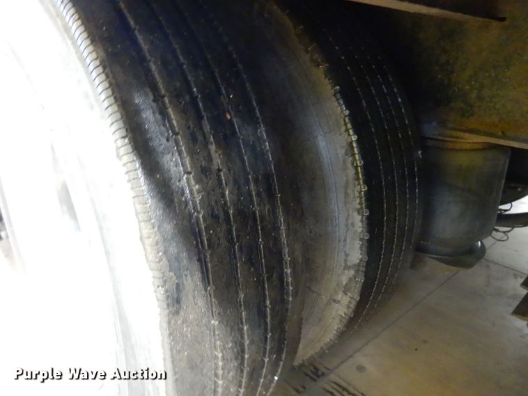 image for item IA9488 2000 Trail King TK60MG-482  lowboy equipment trailer