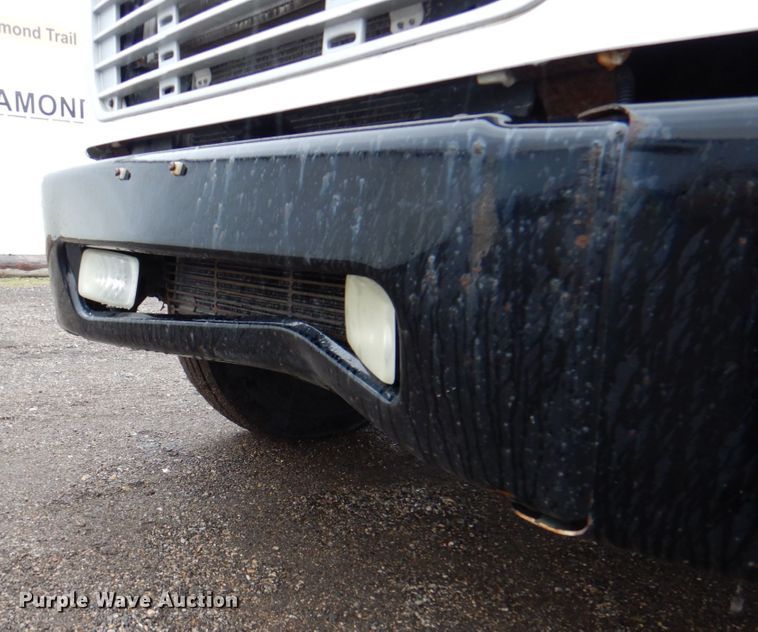 image for item II9812 2007 Freightliner Business Class M2  refrigerated truck