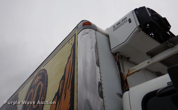 image for item II9812 2007 Freightliner Business Class M2  refrigerated truck