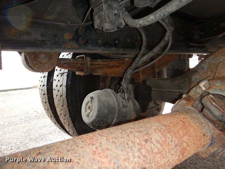 image for item II9812 2007 Freightliner Business Class M2  refrigerated truck