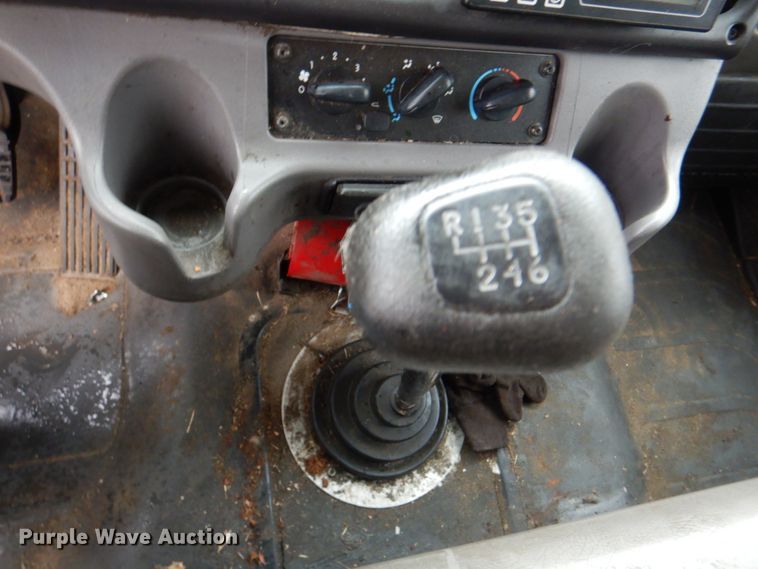 image for item II9812 2007 Freightliner Business Class M2  refrigerated truck