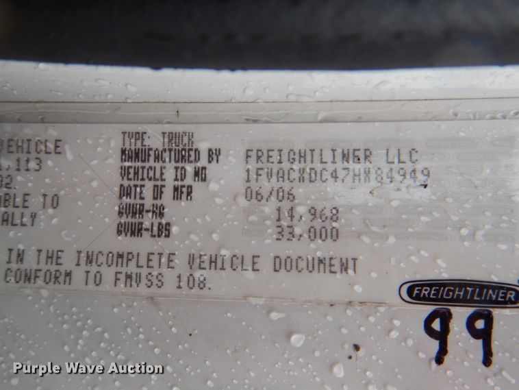 image for item II9812 2007 Freightliner Business Class M2  refrigerated truck