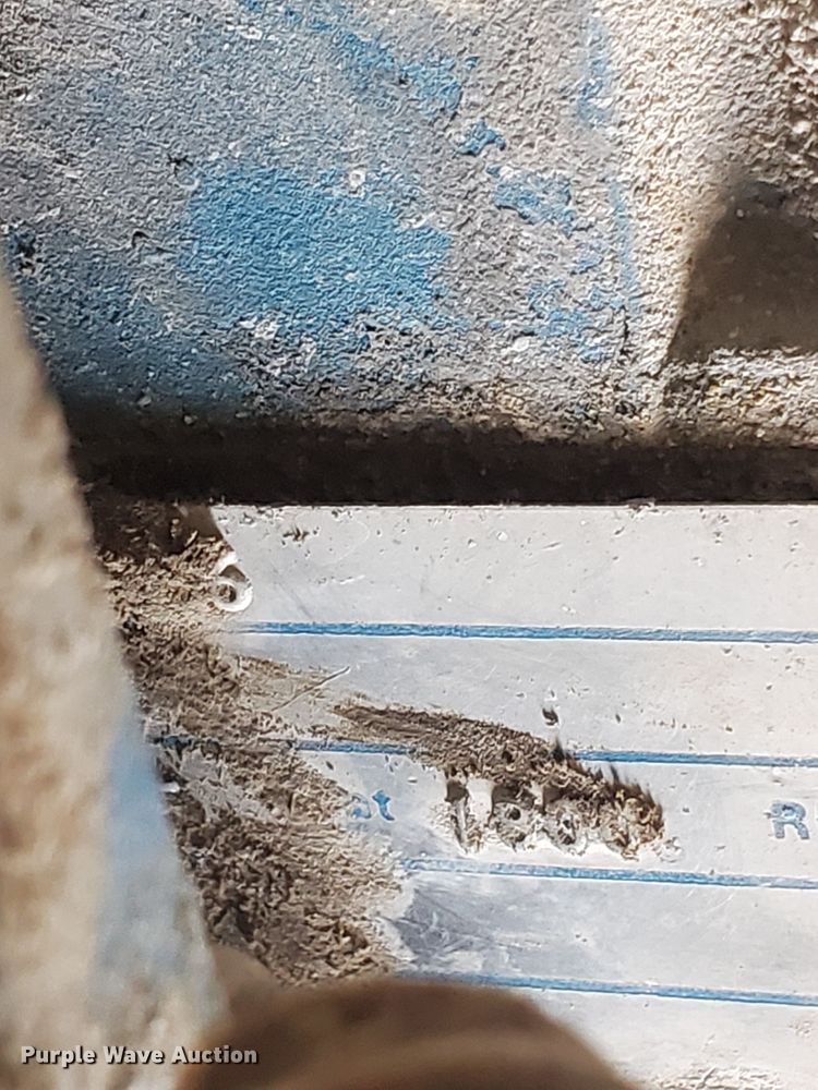 image for item IL9019 1986 Freightliner FLT-64T  semi truck