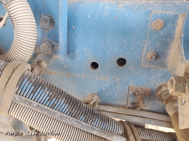 image for item IL9019 1986 Freightliner FLT-64T  semi truck