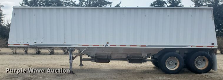 image for item IL9020 1994 Jet  grain trailer