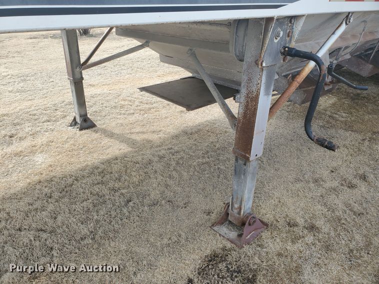 image for item IL9020 1994 Jet  grain trailer