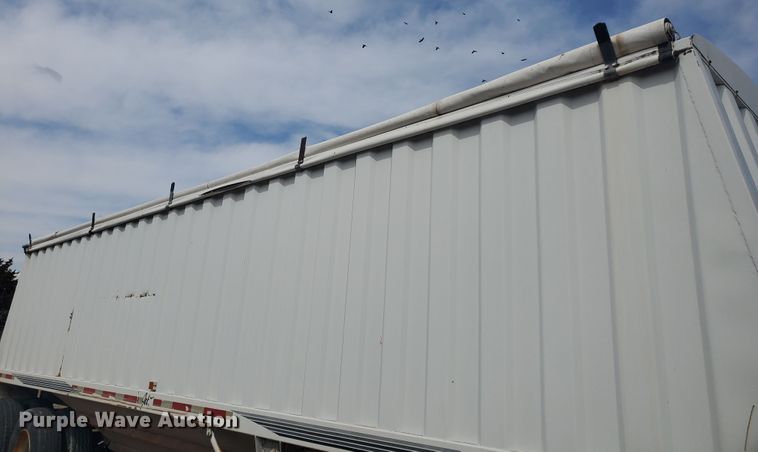 image for item IL9020 1994 Jet  grain trailer