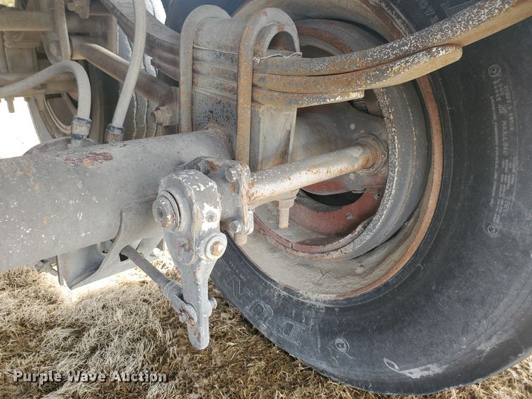 image for item IL9020 1994 Jet  grain trailer