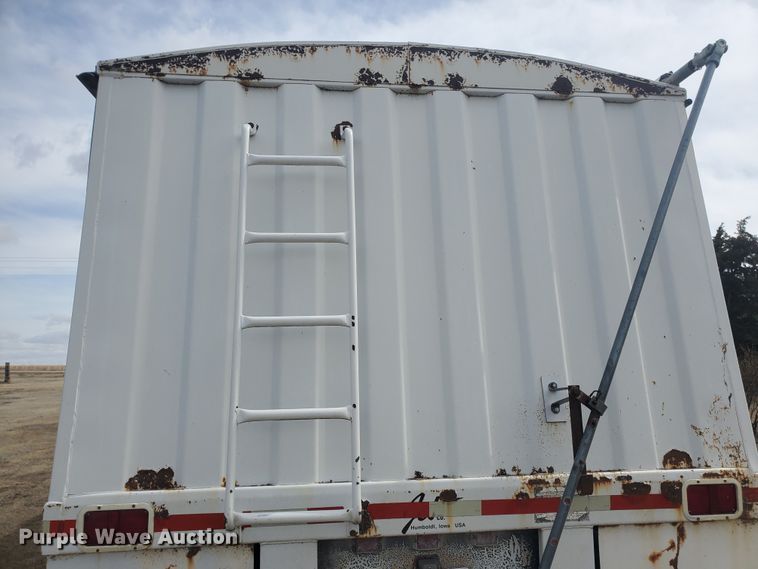 image for item IL9020 1994 Jet  grain trailer