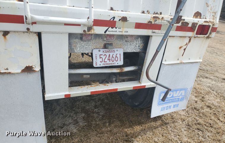 image for item IL9020 1994 Jet  grain trailer