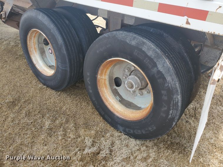 image for item IL9020 1994 Jet  grain trailer