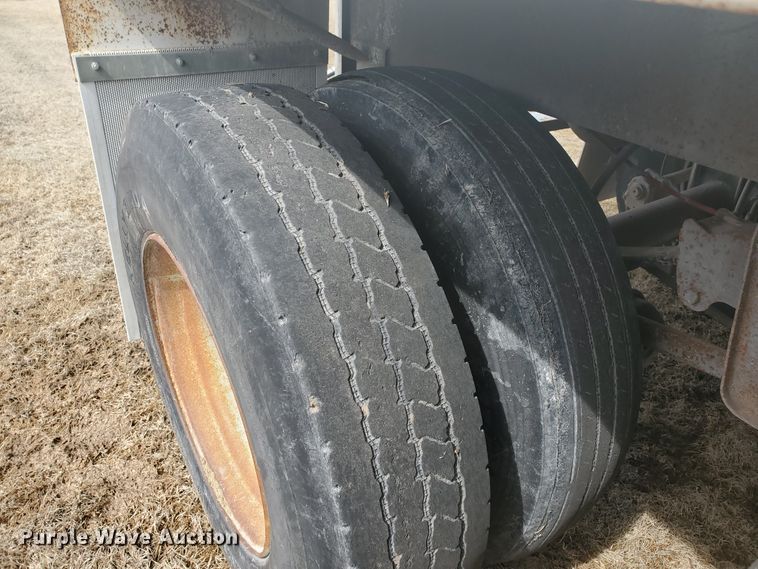 image for item IL9020 1994 Jet  grain trailer