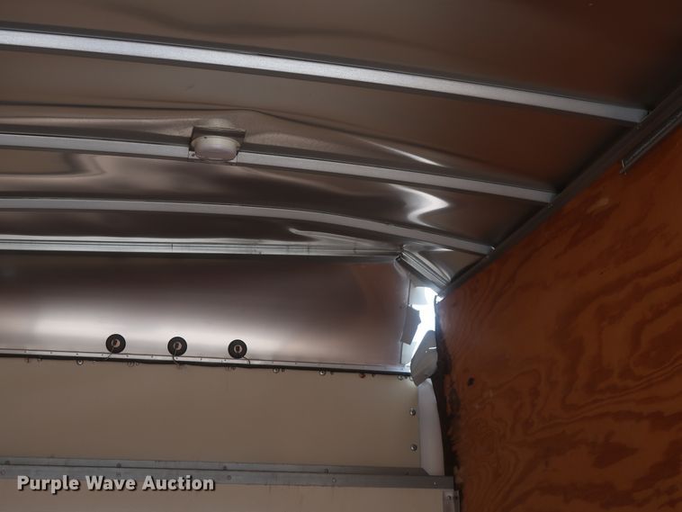 image for item IO9000 2008 Ford E350 Super Duty  box truck