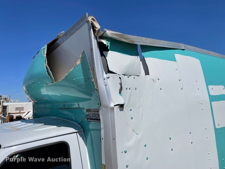 image for item IR9752 2016 Ford E350  box truck