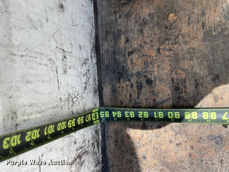 image for item IR9752 2016 Ford E350  box truck