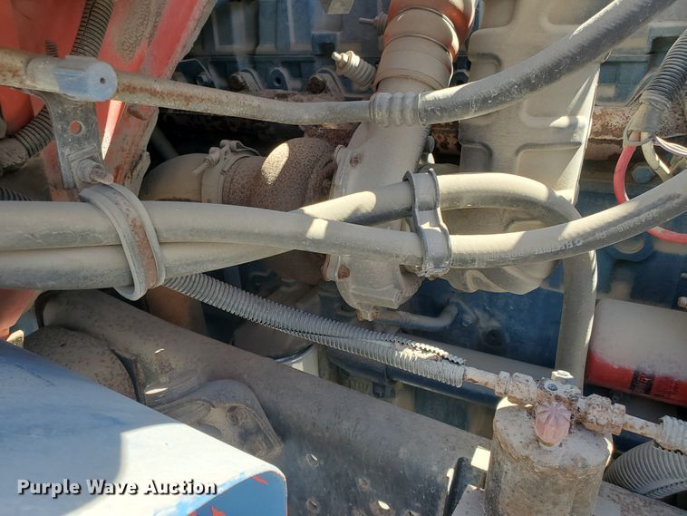 image for item IX9048 1997 International 4700  box truck