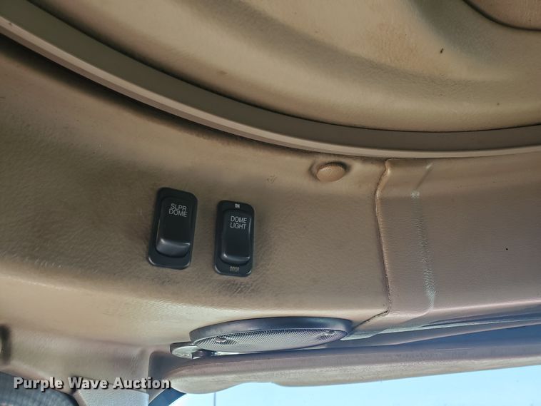 image for item IX9050 2007 International 9400i  semi truck