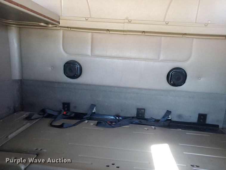 image for item IX9050 2007 International 9400i  semi truck