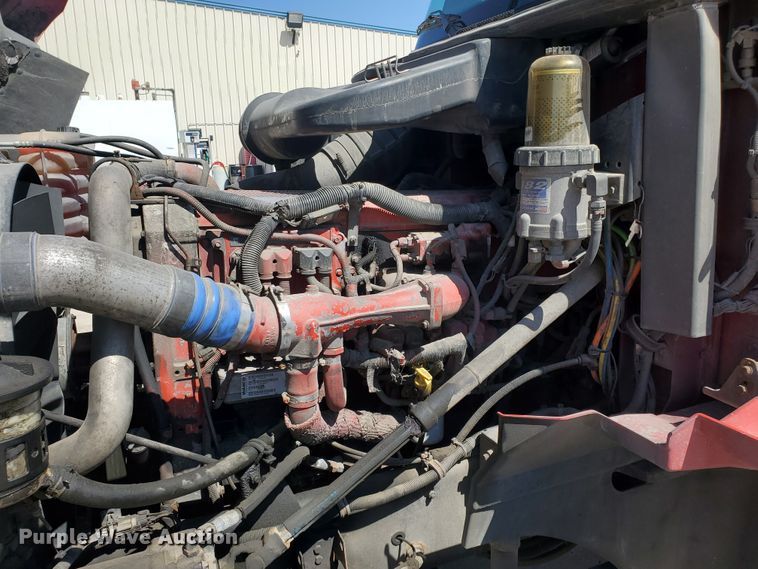 image for item IX9050 2007 International 9400i  semi truck