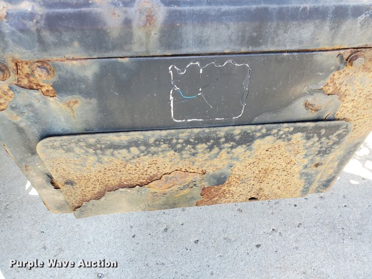 image for item IX9050 2007 International 9400i  semi truck