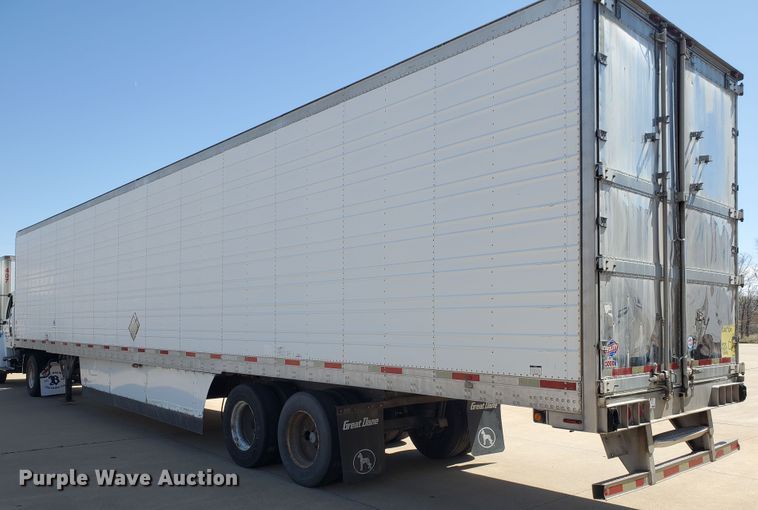 image for item IX9055 2006 Utility VS2RA refrigerated van trailer