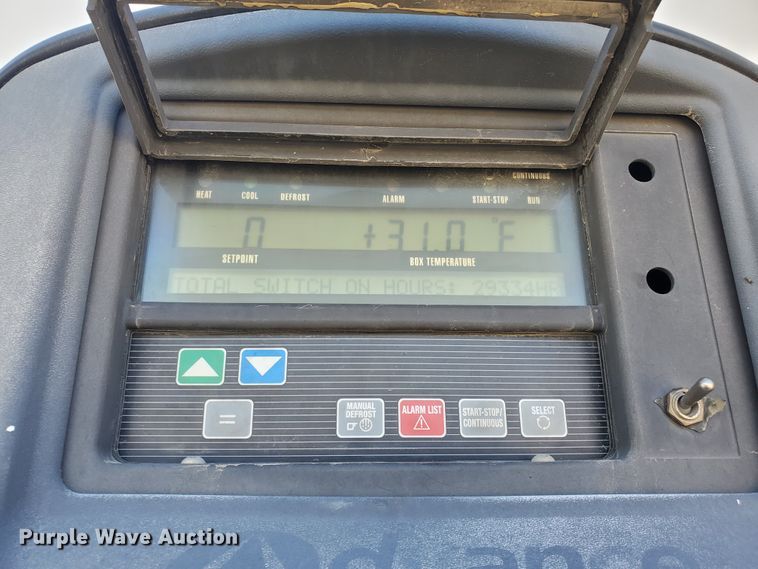 image for item IX9055 2006 Utility VS2RA refrigerated van trailer