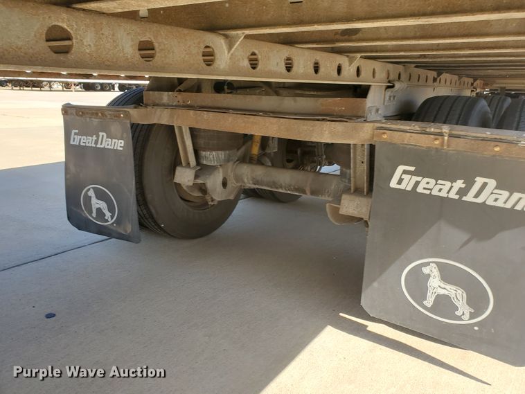 image for item IX9055 2006 Utility VS2RA refrigerated van trailer