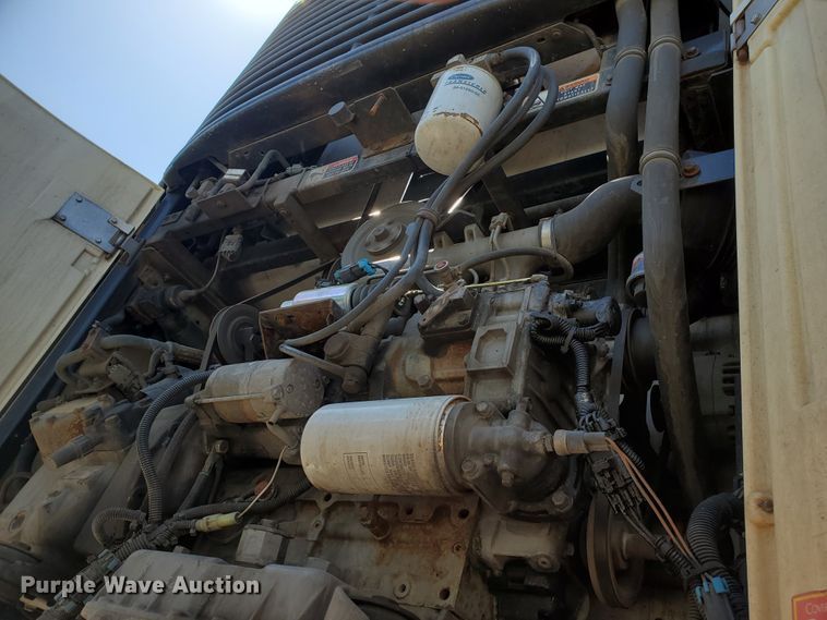 image for item IX9056 2006 Great Dane refrigerated van trailer