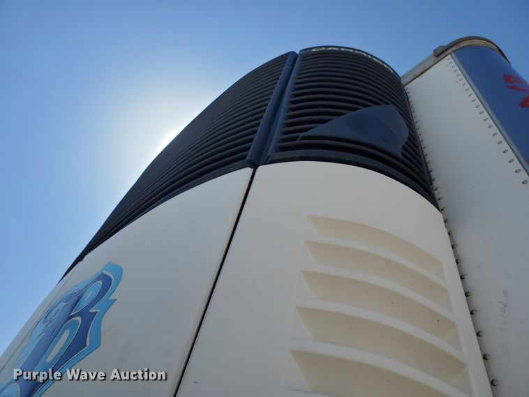 image for item IX9056 2006 Great Dane refrigerated van trailer