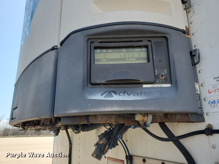 image for item IX9056 2006 Great Dane refrigerated van trailer