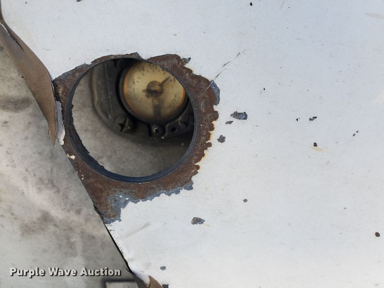 image for item IX9056 2006 Great Dane refrigerated van trailer