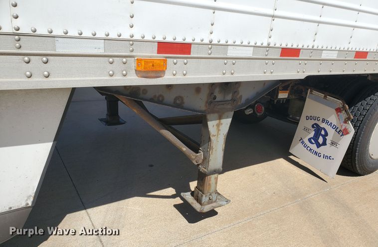 image for item IX9056 2006 Great Dane refrigerated van trailer