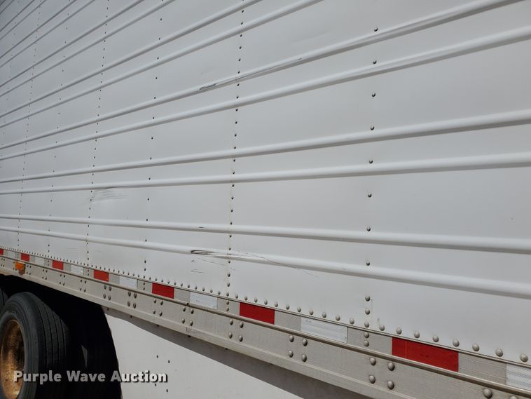 image for item IX9056 2006 Great Dane refrigerated van trailer