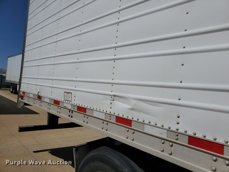 image for item IX9056 2006 Great Dane refrigerated van trailer