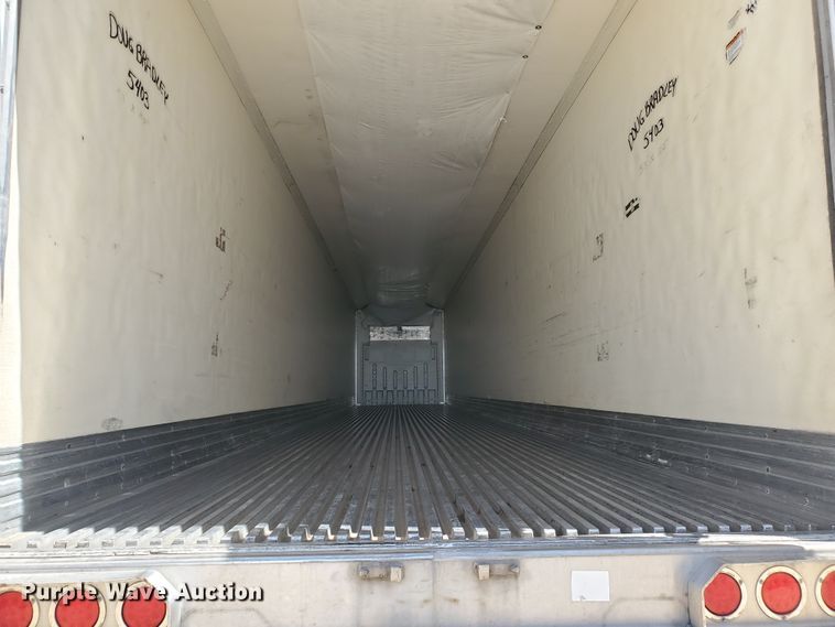 image for item IX9056 2006 Great Dane refrigerated van trailer