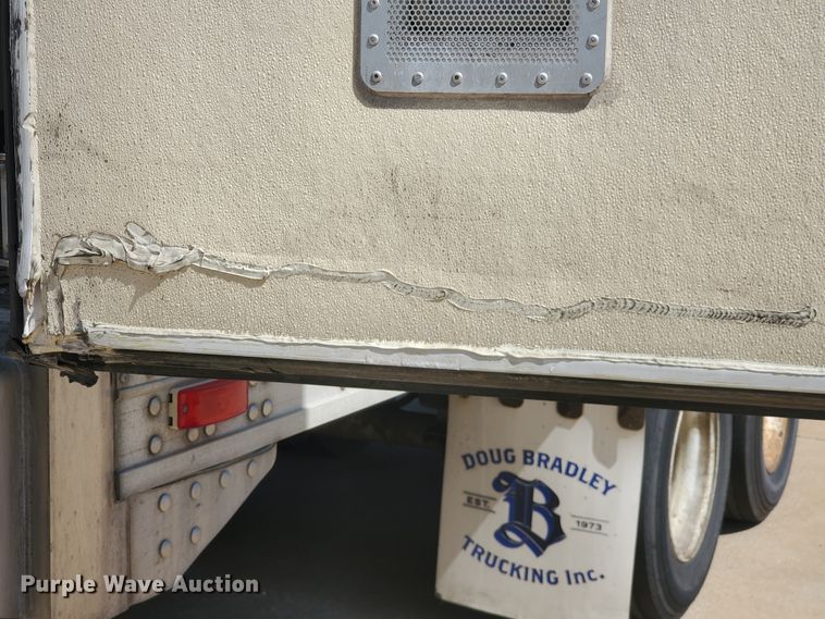 image for item IX9056 2006 Great Dane refrigerated van trailer