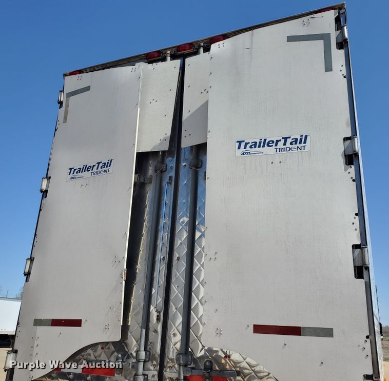 image for item IX9056 2006 Great Dane refrigerated van trailer