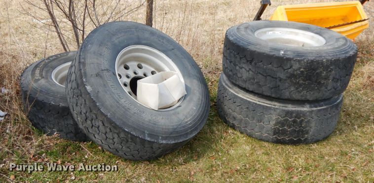 image for item IX9381 (6) tires
