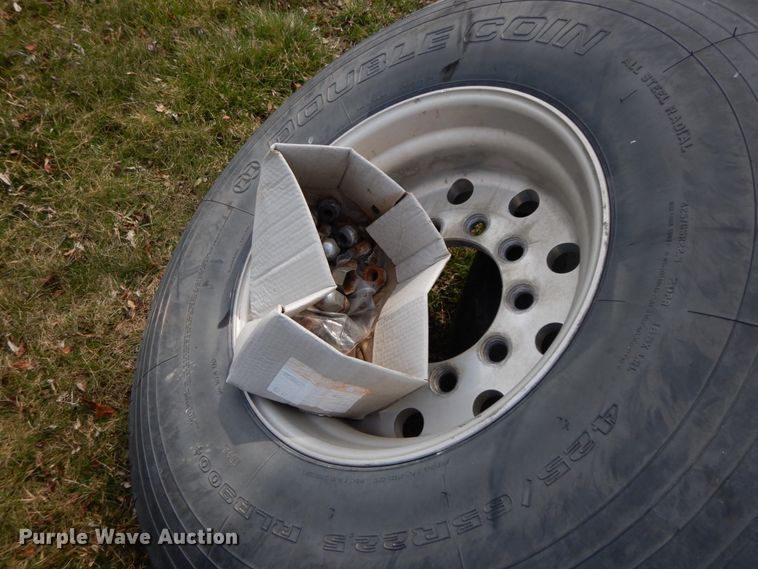 image for item IX9381 (6) tires