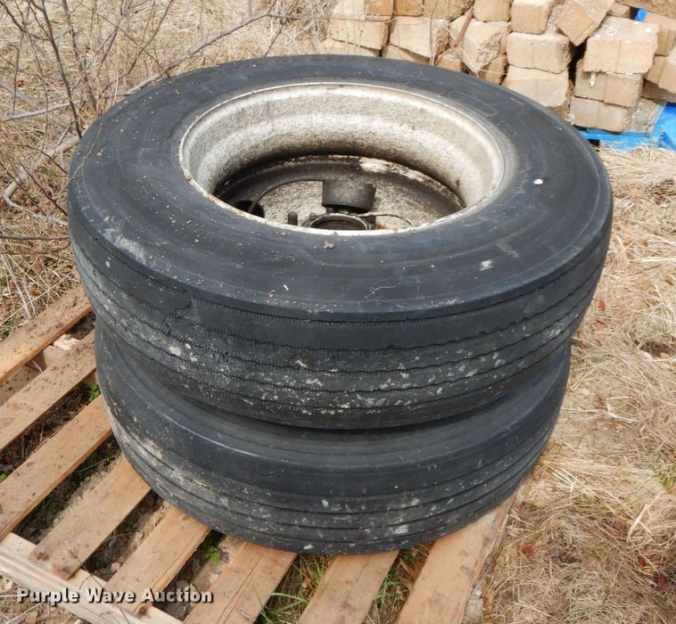 image for item IX9381 (6) tires