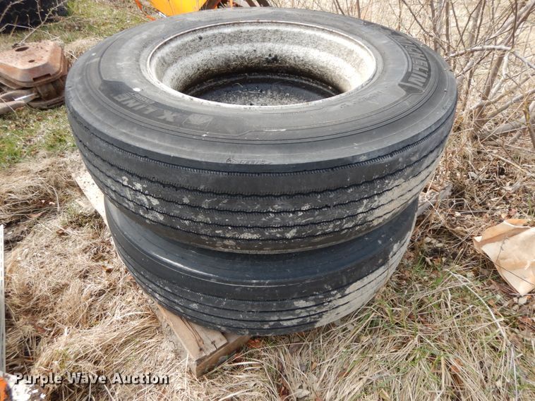 image for item IX9381 (6) tires
