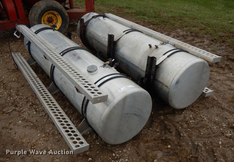 image for item IX9410 (2) Northside Industries fuel tanks