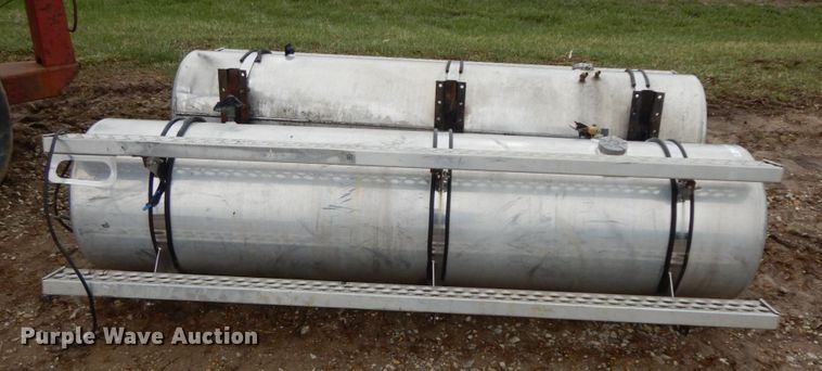 image for item IX9410 (2) Northside Industries fuel tanks