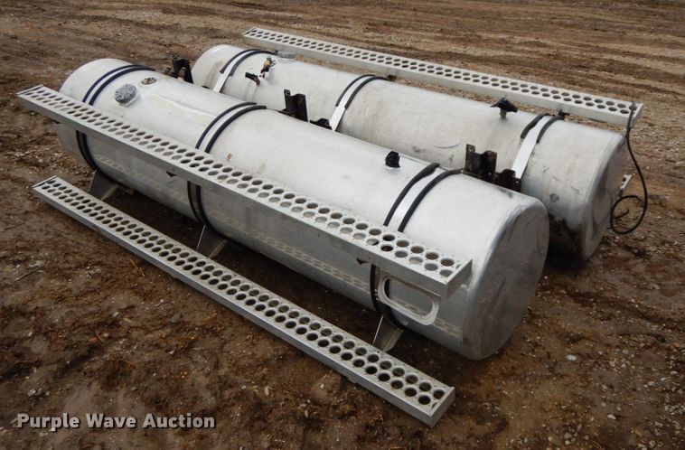 image for item IX9410 (2) Northside Industries fuel tanks