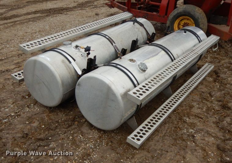 image for item IX9410 (2) Northside Industries fuel tanks