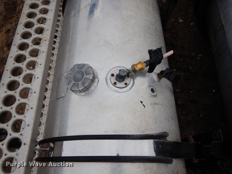 image for item IX9410 (2) Northside Industries fuel tanks