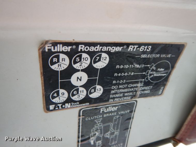 image for item IX9420 1976 Chevrolet C65  truck cab and chassis