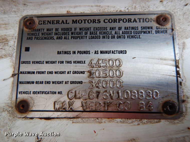 image for item IX9420 1976 Chevrolet C65  truck cab and chassis