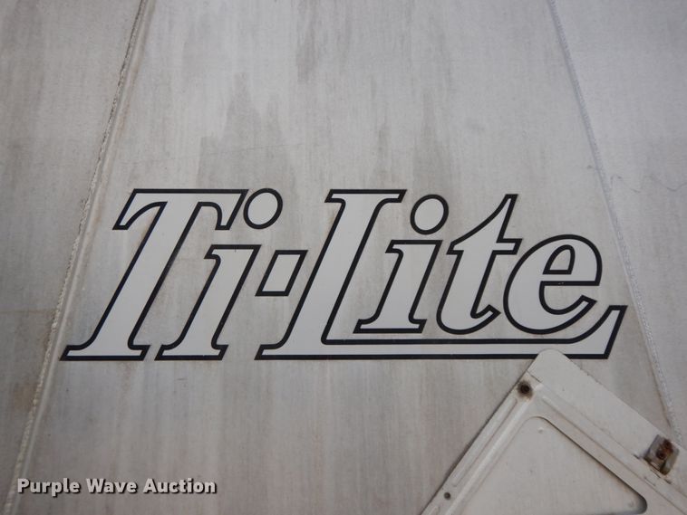 image for item IX9429 2009 Trail King Tri Lite ATL 40  end dump trailer