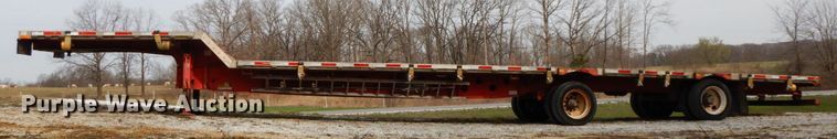 image for item IX9430 2009 Transcraft DTL-2100  drop deck trailer